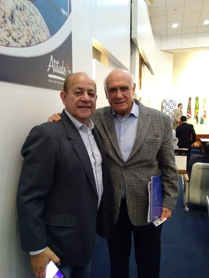 Prefeito Orlando Teixeira participa de Encontro de Senadores