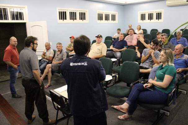 Três Coroas fomenta a produção de mel