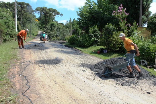 Estrada de Serra Grande está em obras