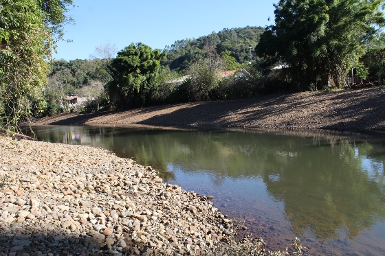 Dragagem é realizada em mais três pontos do Rio Paranhana